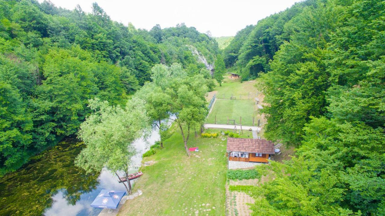 Holiday Home Radocaj Slunj Exteriör bild
